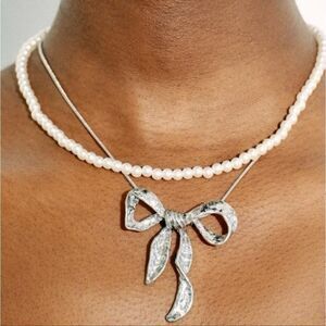 New ZARA 2 Pc Pearl And Silver Bow Necklace Set
